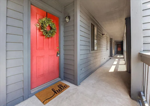 Homes for sale in Charleston, SC | 1530 Fort Johnson Rd #1h, Charleston, SC 29412 | MLS# 26014837