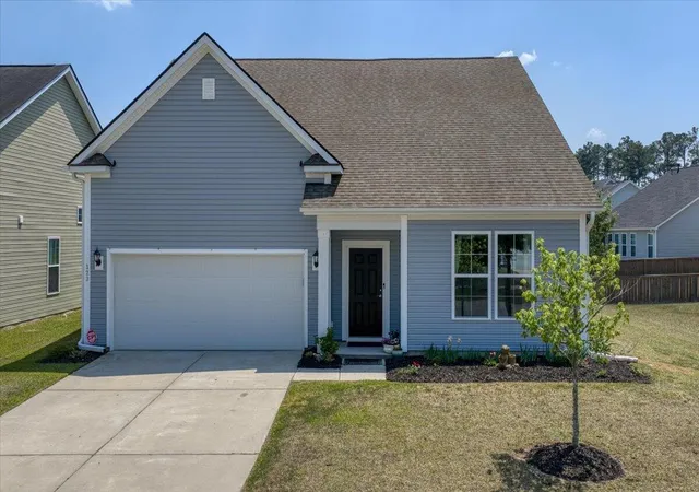 Photo 3 of Sale Pending at 123 Oyama Rd, Summerville, SC 29486 | MLS# 26012067 | Listing updated on 2026-09-03