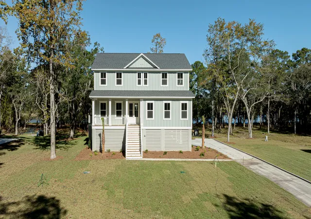 Photo 2 of Single family home for sale at 3663 Conch St, Mount Pleasant, SC 29466 | MLS# 26009473 | Listing updated on 2026-08-30