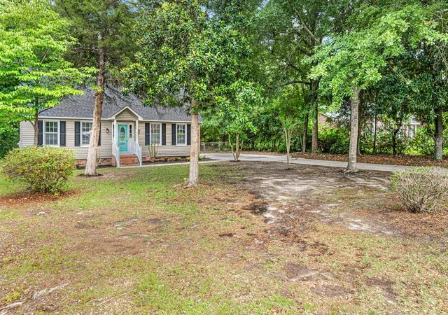Photo 3 of Single family home for sale at 2858 Riley St, Orangeburg, SC 29118 | MLS# 26020543 | Listing updated on 2026-08-17