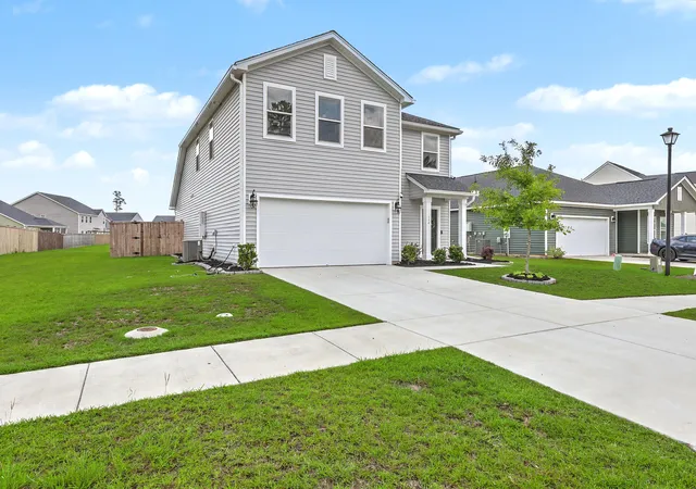 Photo 3 of Single family home for sale at 114 Lucca Dr, Summerville, SC 29486 | MLS# 26020194 | Listing updated on 2026-09-14