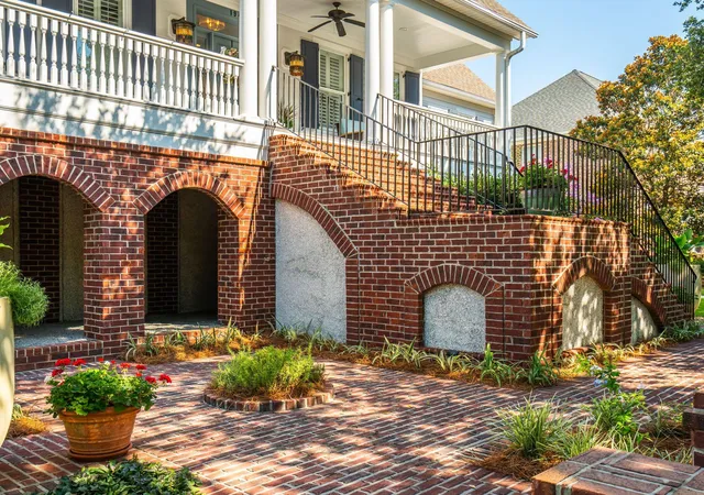 Photo 4 of Single family home for sale at 194 Beresford Crk St, Daniel Island, SC 29492 | MLS# 26020790 | Listing updated on 2026-09-15