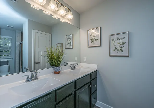 Photo 4 of Townhouse for sale at 109 Queen Palm Ct, Summerville, SC 29485 | MLS# 25029365 | Listing updated on 2026-09-17