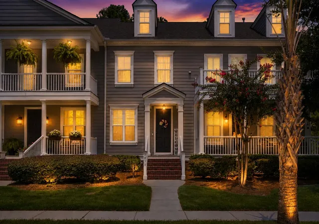 Photo 3 of Townhouse for sale at 2896 Treadwell St, Mount Pleasant, SC 29466 | MLS# 26024164 | Listing updated on 2026-09-10