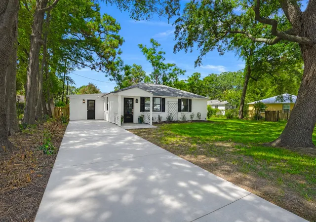 Photo 1 of Single family home for sale at 1514 Patterson Ave, Charleston, SC 29412 | MLS# 26021037 | Listing updated on 2026-09-17