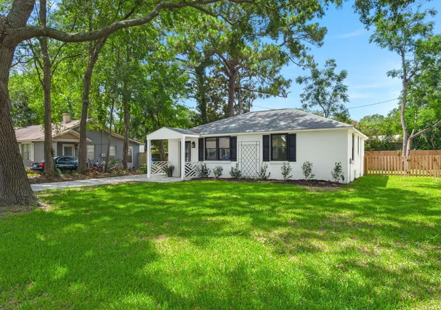 Photo 3 of Single family home for sale at 1514 Patterson Ave, Charleston, SC 29412 | MLS# 26021037 | Listing updated on 2026-09-17
