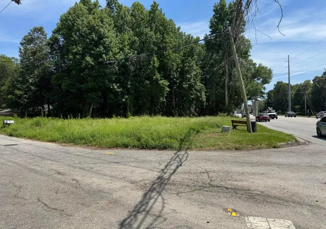 Photo 1 of Land for sale at 1206 Folly Rd, Charleston, SC 29412 | MLS# 26021128 | Listing updated on 2026-07-24