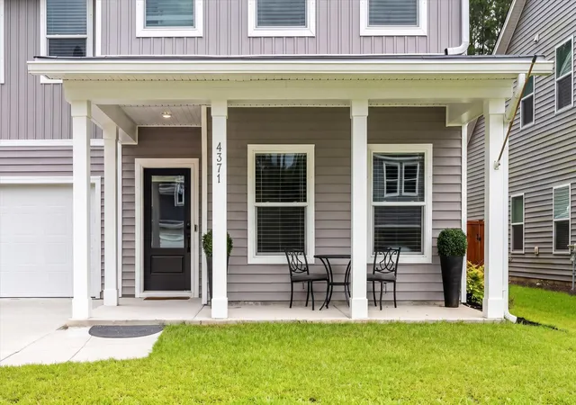 Photo 3 of Single family home for sale at 4371 Cotton Flat Rd, Summerville, SC 29485 | MLS# 26024024 | Listing updated on 2026-09-18