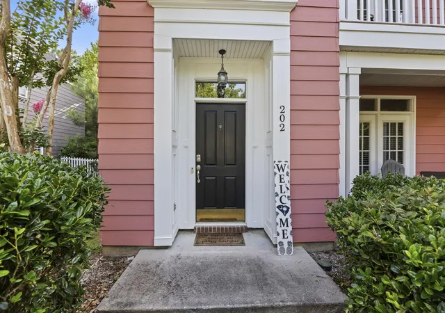 Photo 3 of Single family home for sale at 202 Pimpernel St, Summerville, SC 29483 | MLS# 26021787 | Listing updated on 2026-09-27