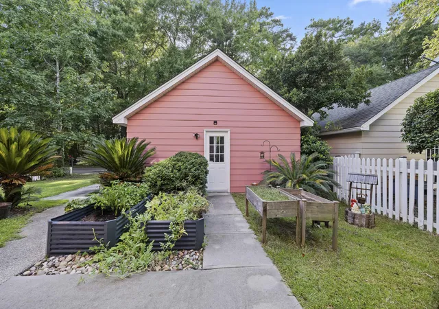 Photo 4 of Single family home for sale at 202 Pimpernel St, Summerville, SC 29483 | MLS# 26021787 | Listing updated on 2026-09-27