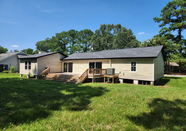 1st image of 1553 Kentwood Cir, Charleston, SC 29412 | MLS# 26023612