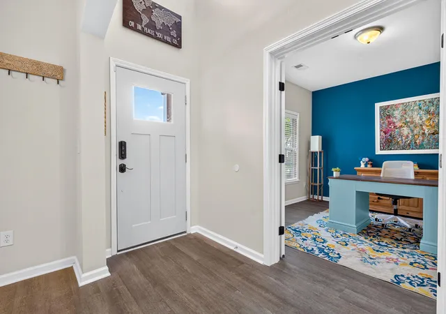 image of 8007 Seastar Ln, Hanahan, SC 29410 | MLS# 26021008