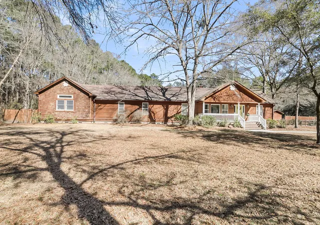 Photo 2 of Single family home for sale at 6911 Buckhorn Rd, Ravenel, SC 29470 | MLS# 26004739 | Listing updated on 2026-08-24