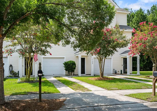 Photo 2 of Townhouse for sale at 4102 Babbitt St, Charleston, SC 29414 | MLS# 26022121 | Listing updated on 2026-09-17
