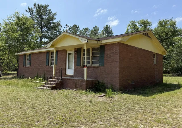 Homes for sale in North, SC | 118 Foxie Ln, North, SC 29112 | MLS# 26019229