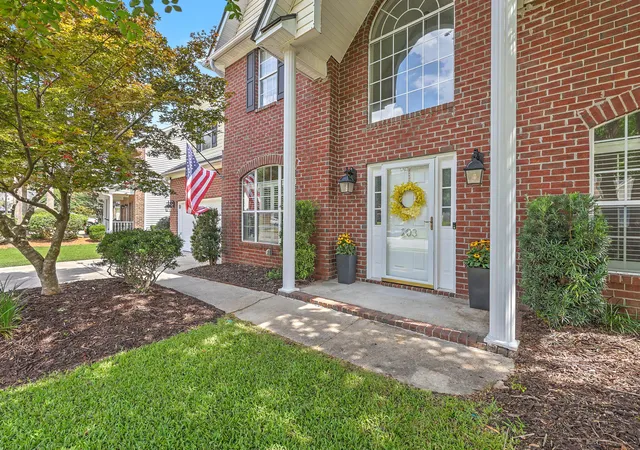 Photo 1 of Single family home for sale at 203 N Pembroke Dr, Goose Creek, SC 29445 | MLS# 26021170 | Listing updated on 2026-09-25