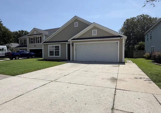 16th image of 211 Emerald Isle Dr, Moncks Corner, SC 29461 | MLS# 26023515