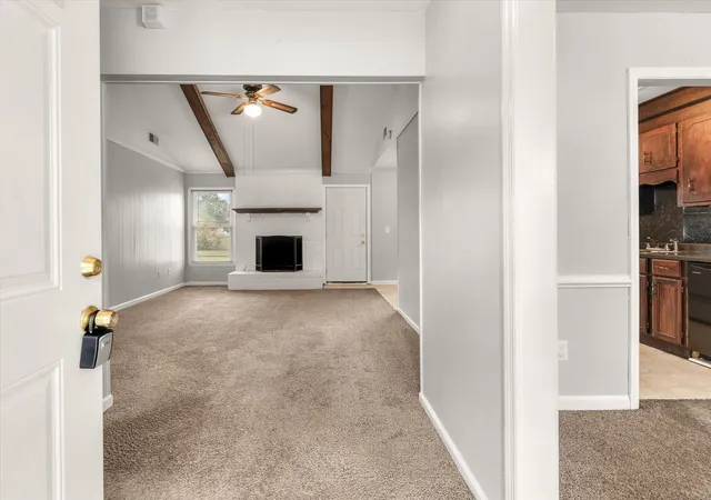 Photo 4 of Single family home for sale at 1318 Hampton Dr, Summerville, SC 29486 | MLS# 26021618 | Listing updated on 2026-08-24