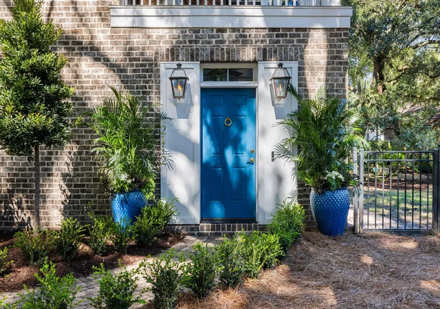 2nd image of 2112 Parkway Dr, Charleston, SC 29412 | MLS# 25028754