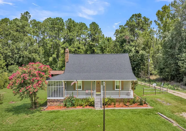 1st image of 129 Melrose Pl, Moncks Corner, SC 29461 | MLS# 26020971
