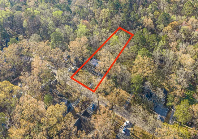 Photo 3 of Land for sale at 113 Hampton Dr, Summerville, SC 29485 | MLS# 26006866 | Listing updated on 2026-09-02