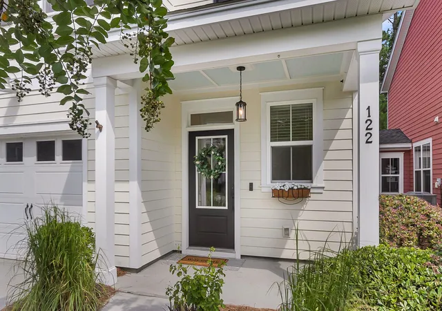2nd image of 122 Fulmar Pl, Charleston, SC 29414 | MLS# 26023071