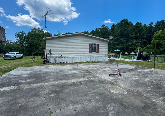 Photo 4 of Manufactured home for sale at 4474 Ruffin Rd, Ruffin, SC 29475 | MLS# 26017795 | Listing updated on 2026-08-10