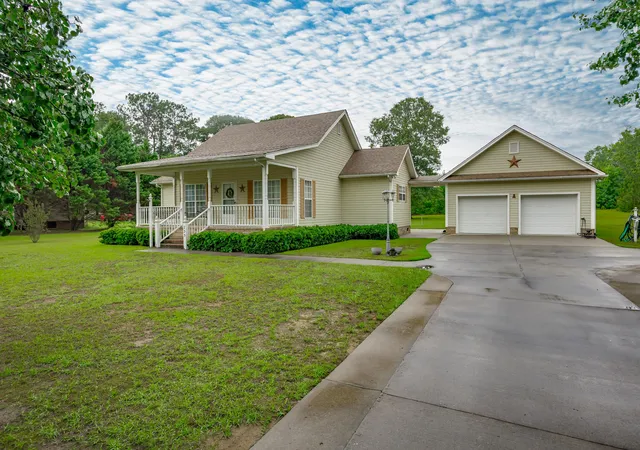 Homes for sale in Elloree, SC | 235 Sorin #235, Elloree, SC 29047 | MLS# 26017975