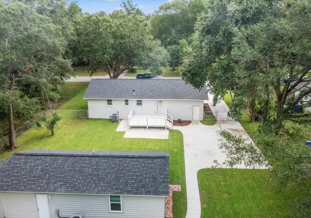 Homes for sale in Charleston, SC | 1333 Teal Ave, Charleston, SC 29412 | MLS# 25022512