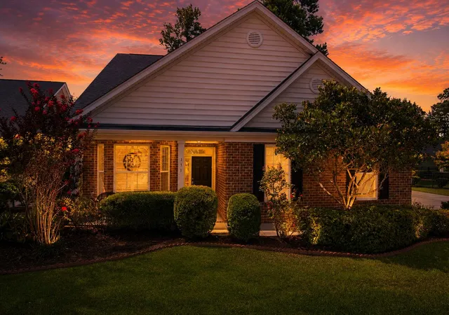 Photo 1 of Single family home for sale at 135 Brutus Ln, Summerville, SC 29485 | MLS# 26022180 | Listing updated on 2026-10-14