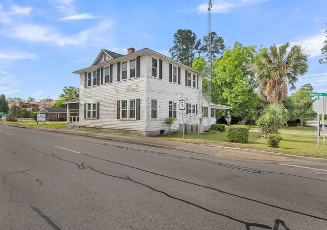 Homes for sale in Saint George, SC | 5539 Memorial Blvd, Saint George, SC 29477 | MLS# 26013315