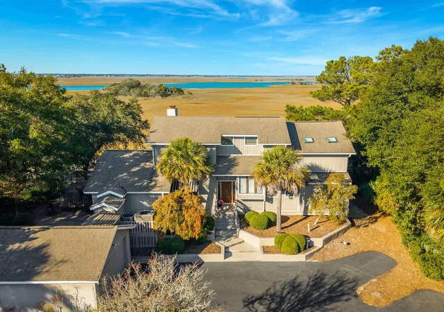 Homes for sale in Isle Of Palms, SC | 10 Waterway Island Dr, Isle Of Palms, SC 29451 | MLS# 26000200
