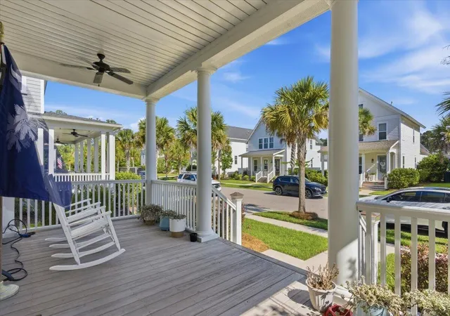 Photo 4 of Single family home for sale at 3582 Backshore Dr, Mount Pleasant, SC 29466 | MLS# 26016916 | Listing updated on 2026-08-12