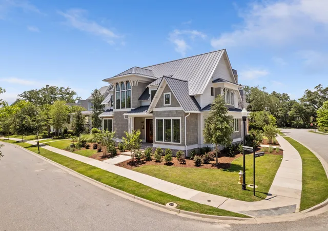 Photo 1 of Single family home for sale at 221 Black Powder Ln, Daniel Island, SC 29492 | MLS# 26017150 | Listing updated on 2026-09-16