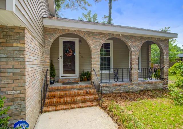 image of 100 Pointer Dr, Summerville, SC 29485 | MLS# 26015693
