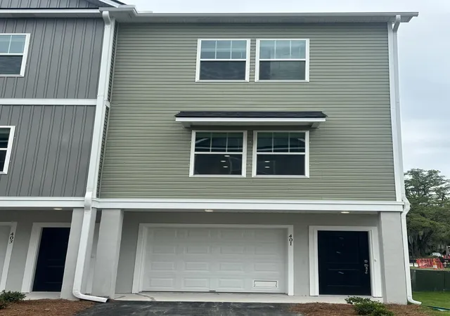 Photo 2 of Townhouse for sale at 401 Gravy Train St, Charleston, SC 29414 | MLS# 26015724 | Listing updated on 2026-09-08