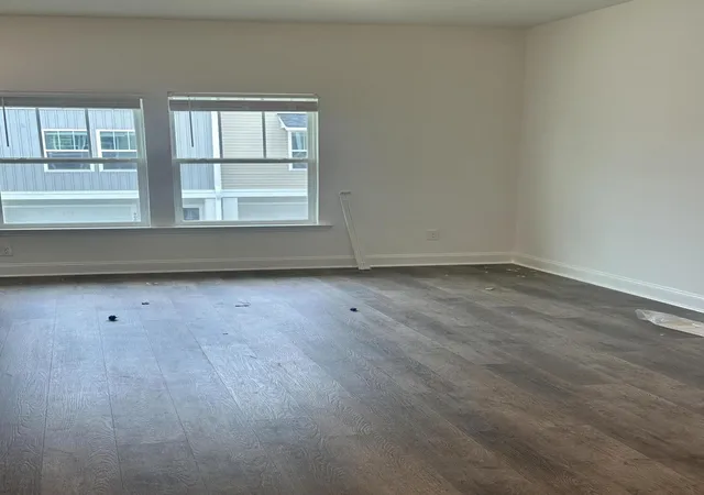 Photo 4 of Townhouse for sale at 401 Gravy Train St, Charleston, SC 29414 | MLS# 26015724 | Listing updated on 2026-09-08