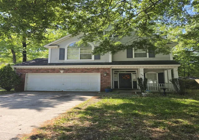 Photo 2 of Single family home for sale at 100 Fairbury Dr, Goose Creek, SC 29445 | MLS# 26010596 | Listing updated on 2026-04-20