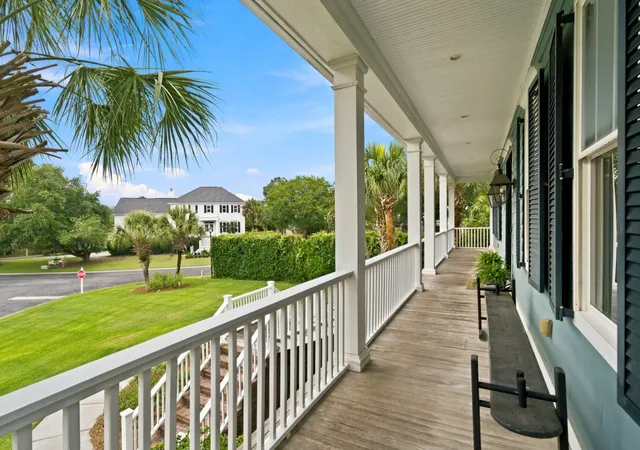 Photo 3 of Single family home for sale at 5027 Barrier Is Ct, Mount Pleasant, SC 29466 | MLS# 26017775 | Listing updated on 2026-08-10