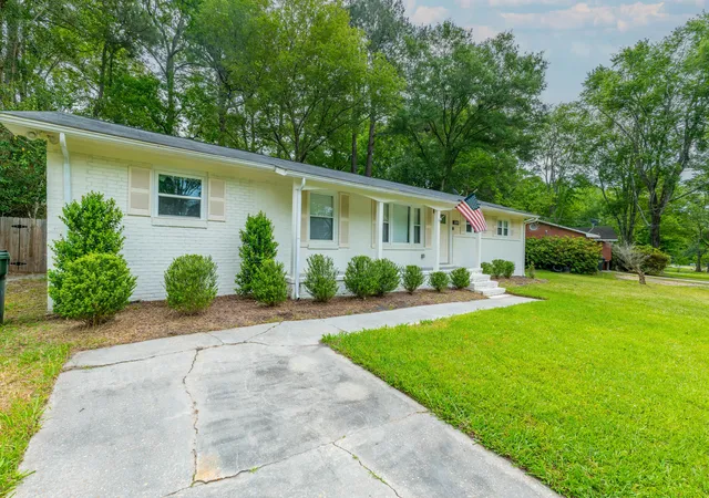 2nd image of 308 Forest Cir, Summerville, SC 29483 | MLS# 26007755