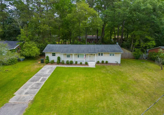 5th image of 308 Forest Cir, Summerville, SC 29483 | MLS# 26007755