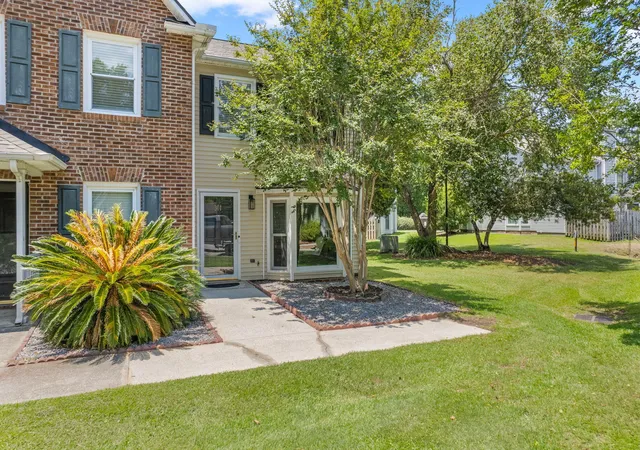 Photo 1 of Townhouse for sale at 301 Reserve Way, Summerville, SC 29485 | MLS# 26020527 | Listing updated on 2026-09-10
