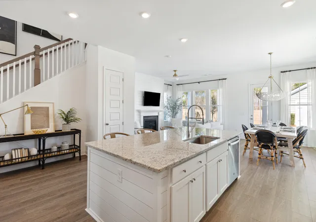 Photo 3 of Sale Pending at 999 Scotch Bonnet Way, Summerville, SC 29485 | MLS# 26017455 | Listing updated on 2026-09-09