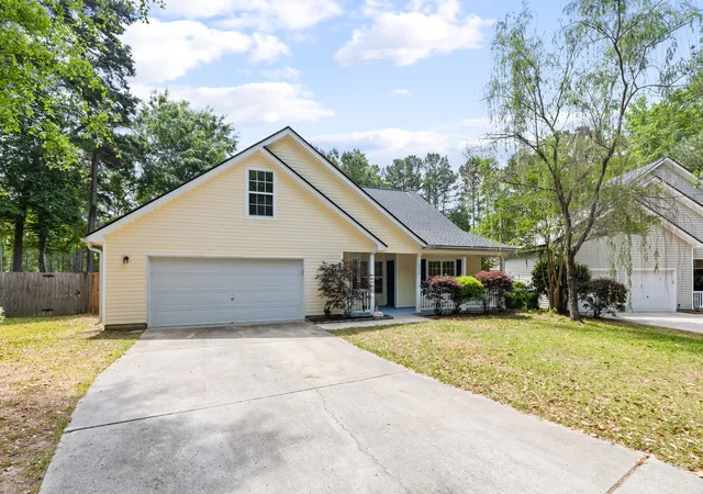 Homes for sale in North Charleston, SC | 5304 Deep Blue Ln, North Charleston, SC 29418 | MLS# 26011776
