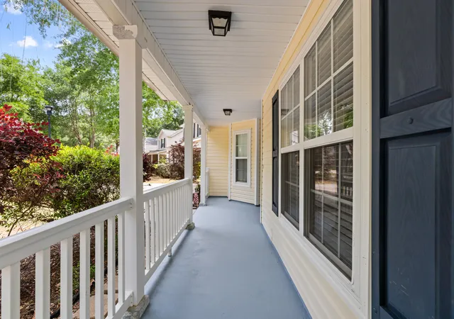 Homes for sale in North Charleston, SC | 5304 Deep Blue Ln, North Charleston, SC 29418 | MLS# 26011776
