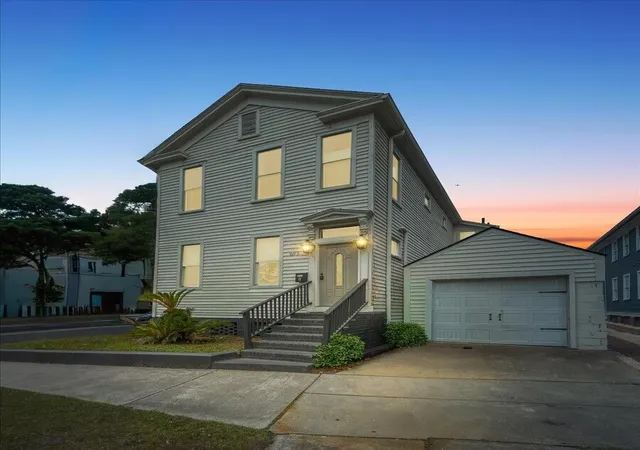 1st image of 695 King St, Charleston, SC 29403 | MLS# 26015937