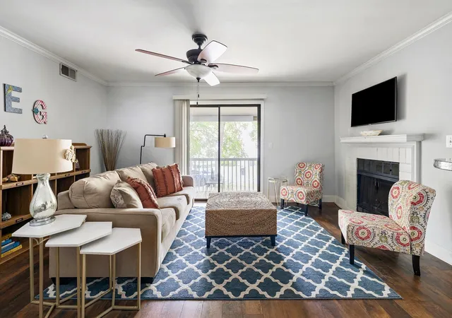 Photo 2 of Townhouse for sale at 1054 Anna Knapp #1G, Mount Pleasant, SC 29464 | MLS# 26020446 | Listing updated on 2026-08-26