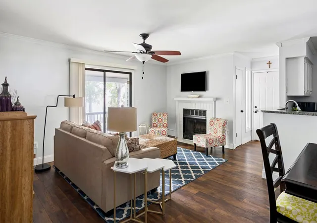 Photo 3 of Townhouse for sale at 1054 Anna Knapp #1G, Mount Pleasant, SC 29464 | MLS# 26020446 | Listing updated on 2026-08-26
