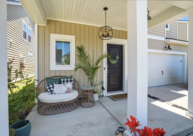 Photo 3 of Single family home for sale at 144 Woodland Oak Way, Summerville, SC 29485 | MLS# 26017012 | Listing updated on 2026-08-12