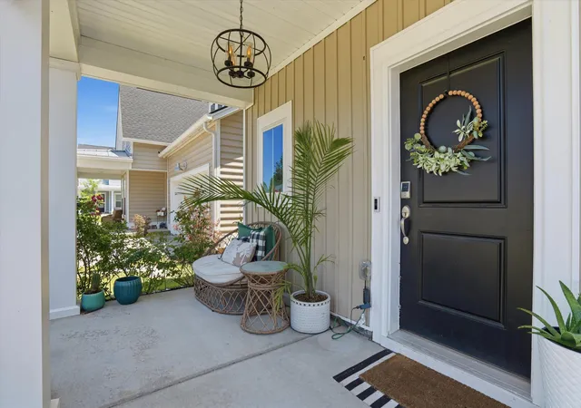 Photo 3 of Single family home for sale at 144 Woodland Oak Way, Summerville, SC 29485 | MLS# 26017012 | Listing updated on 2026-08-12